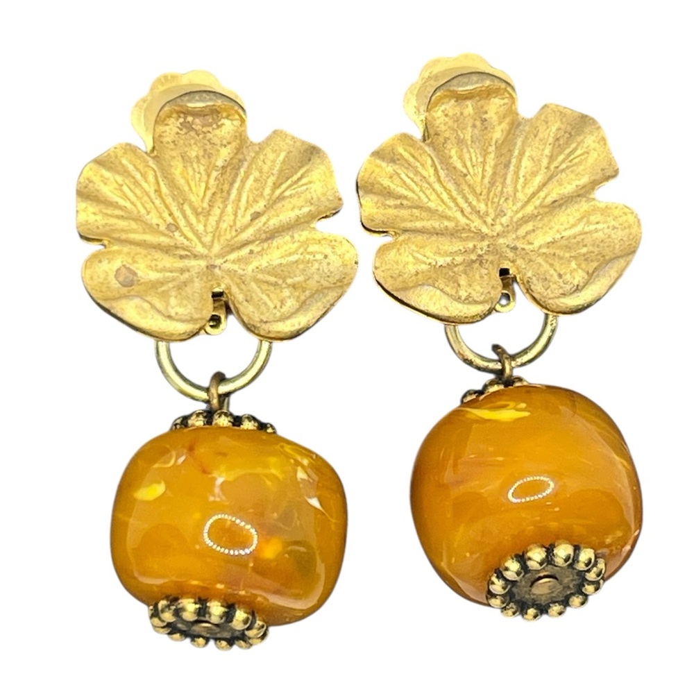 P&M Paris gold tone flower clip on earrings w dangle faux stones vintage
